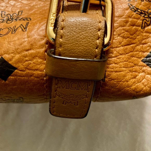 AUTHENTIC EUC MCM Visetos Cognac Coated Canvas & Leather Bag - Picture 12 of 15